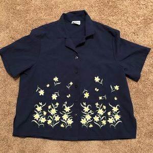 Vintage Style Floral Short Sleeve Button-Up